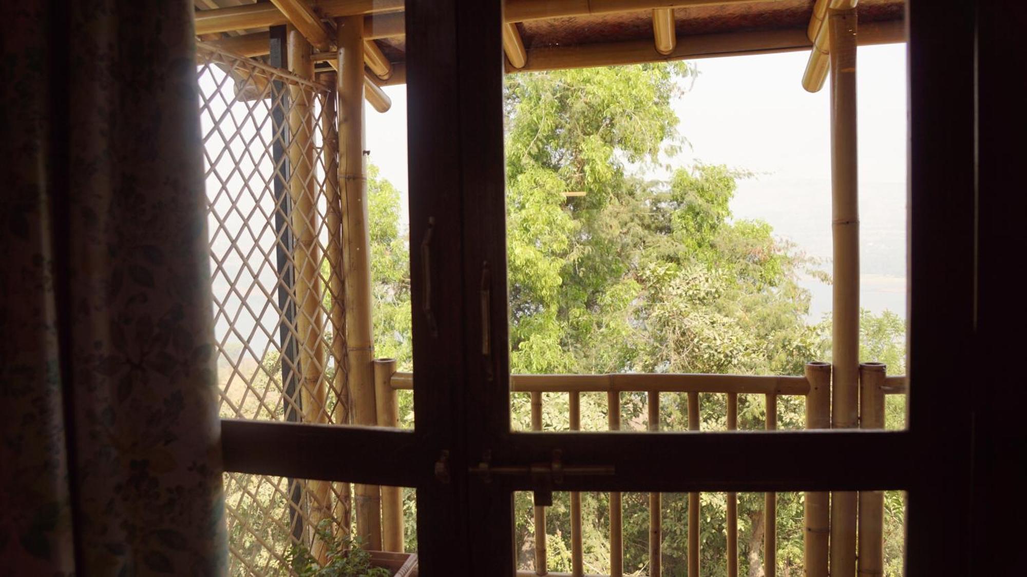 Bamboo And Bricks Resort Welhe Bagian luar foto