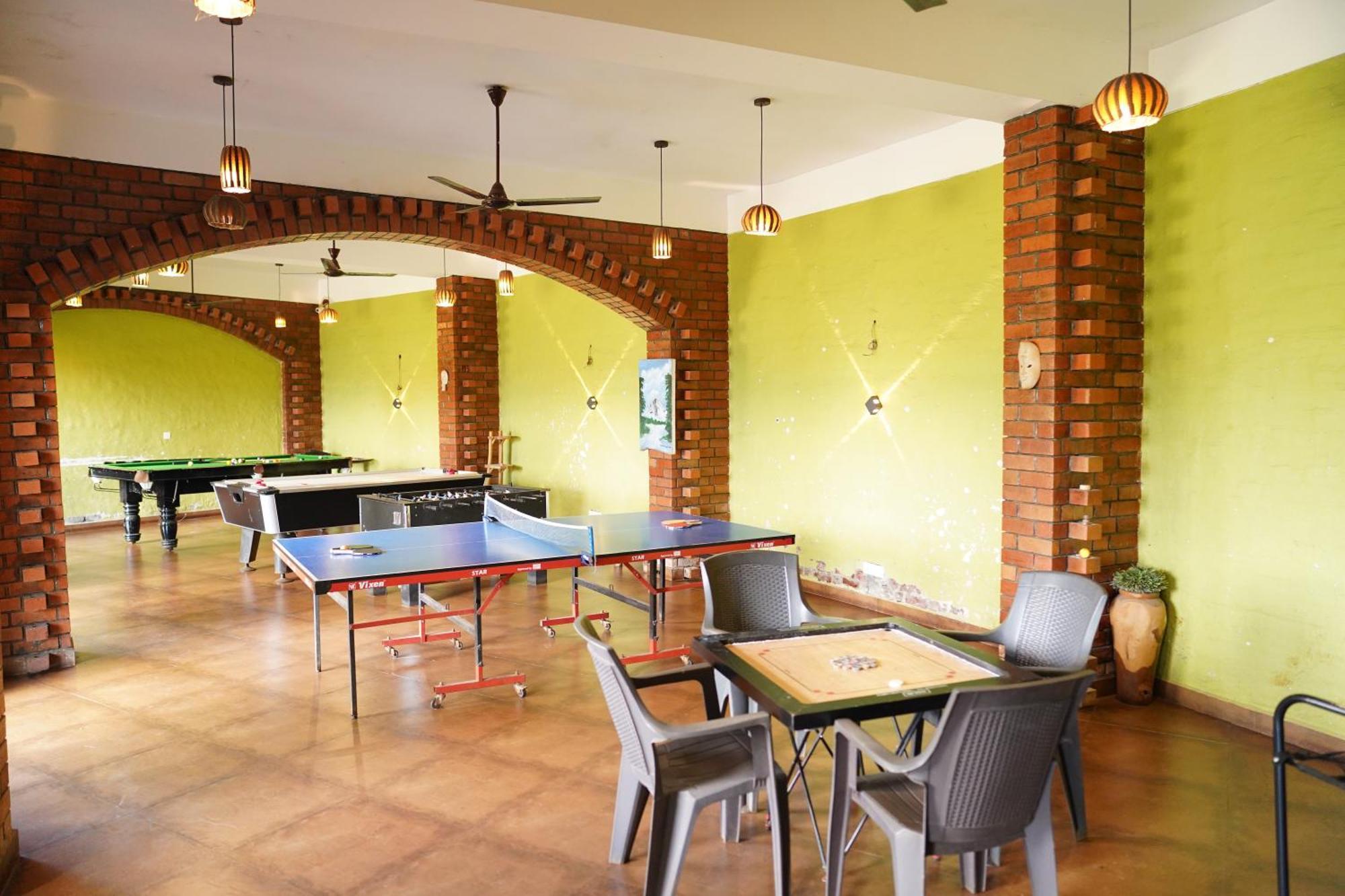 Bamboo And Bricks Resort Welhe Bagian luar foto